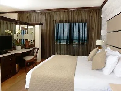 ** Aparthotel Palm Sea Beach Hotel Apartments Larnaca Cyprus