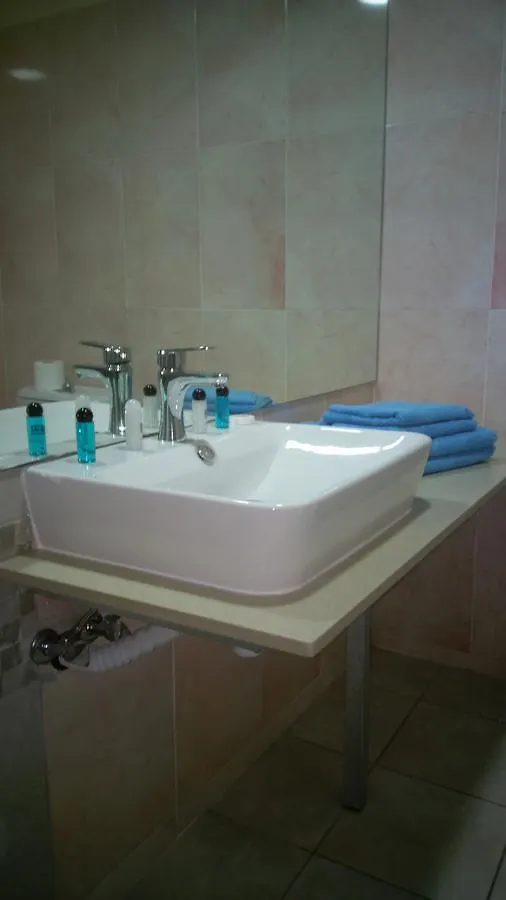 Palm Sea Beach Hotel Apartments Λάρνακα 2*,